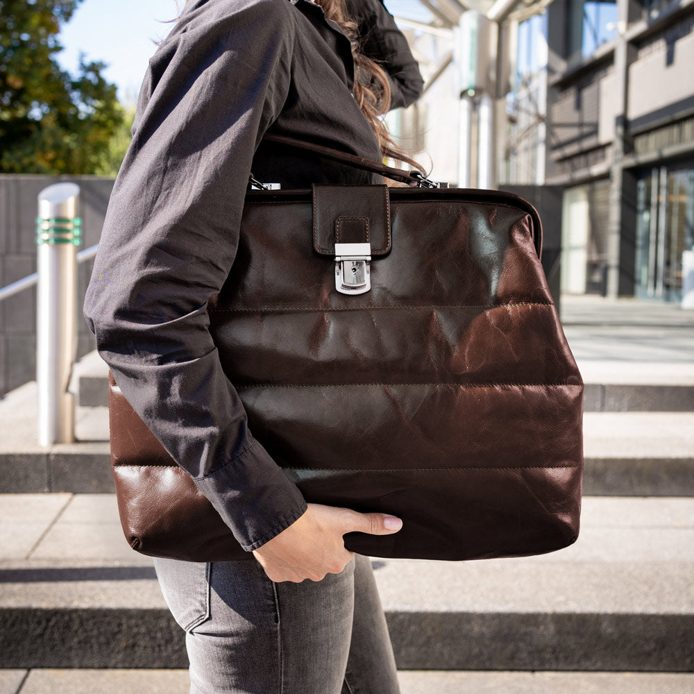 LUCA | Handtasche Braun (Dunkelbraun/Ebony) Vintage Leder – Handtasche mit abschließbarem Schloss und Laptopfach
